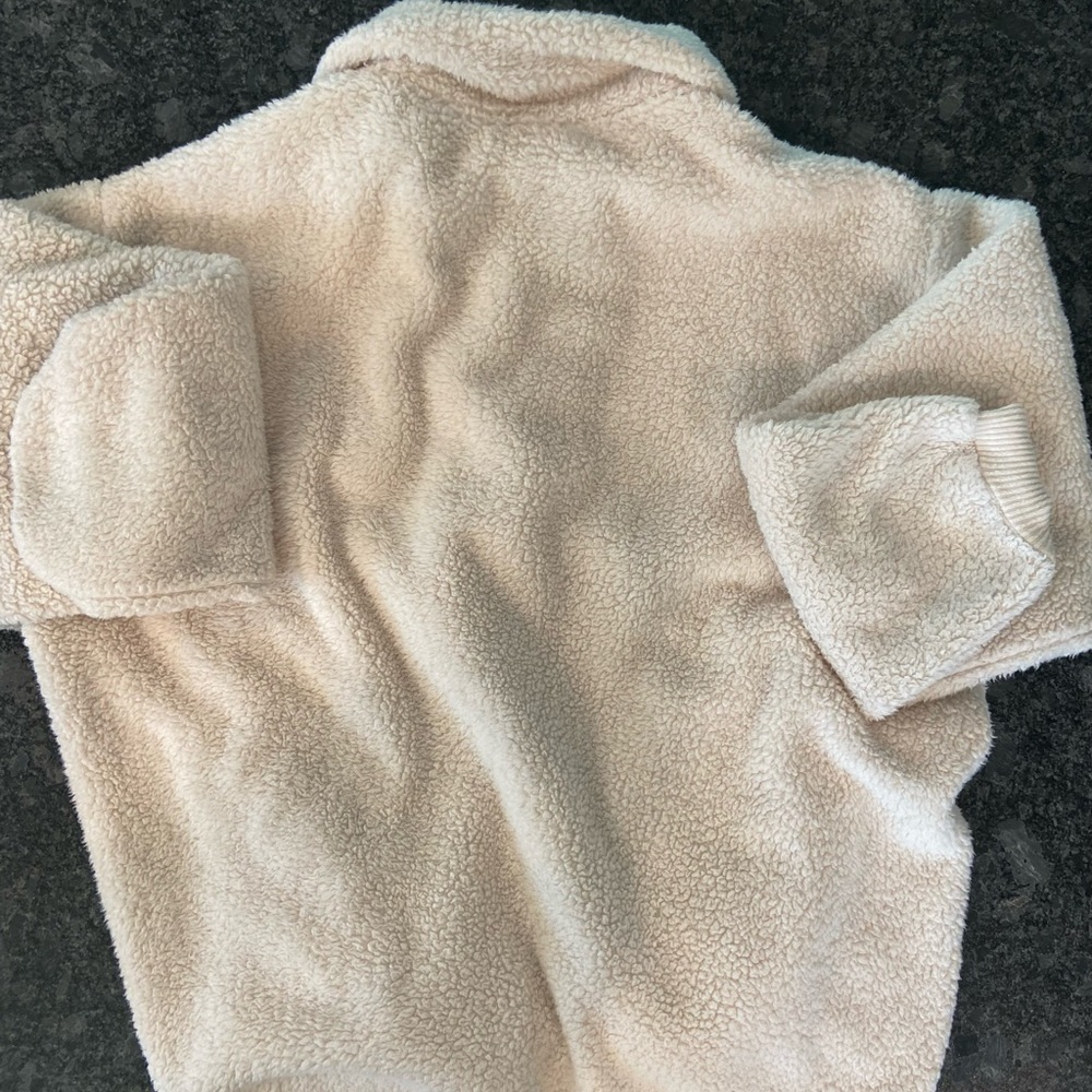 Express Teddy Pullover